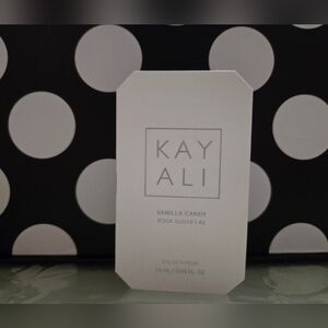 5/$25✨️Kayali Vanilla Candy Rock Sugar✨️